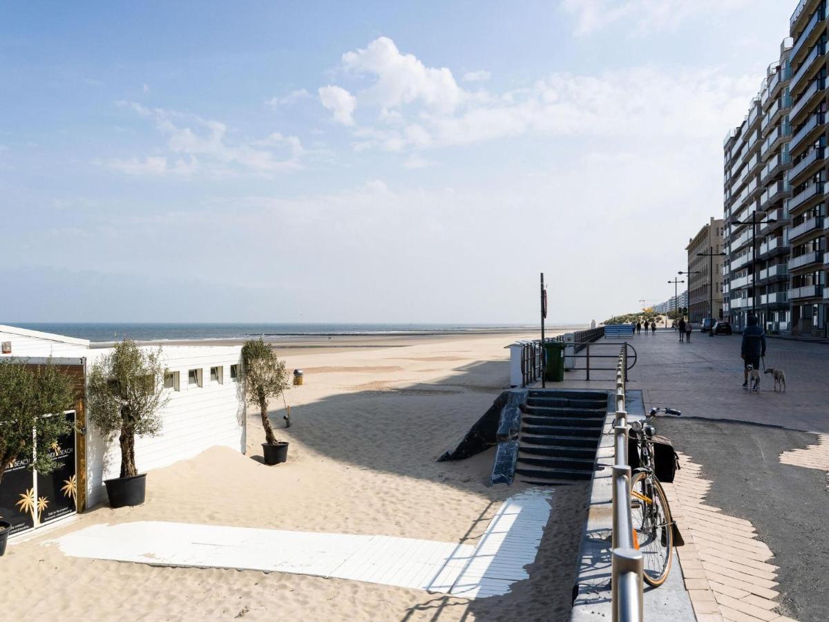 Le Boucanier - Omheinde Stacaravan Aan Zee Middelkerke Kültér fotó